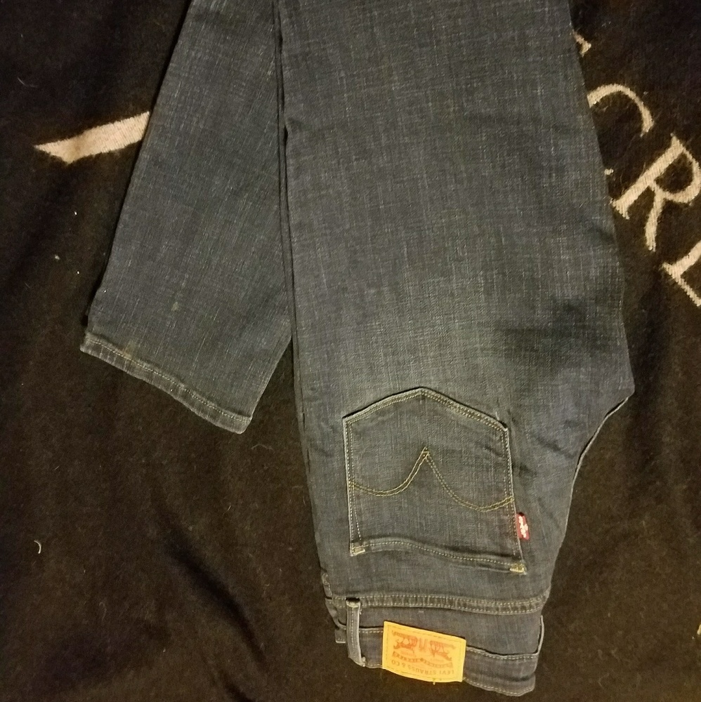 Levi skinny jeans